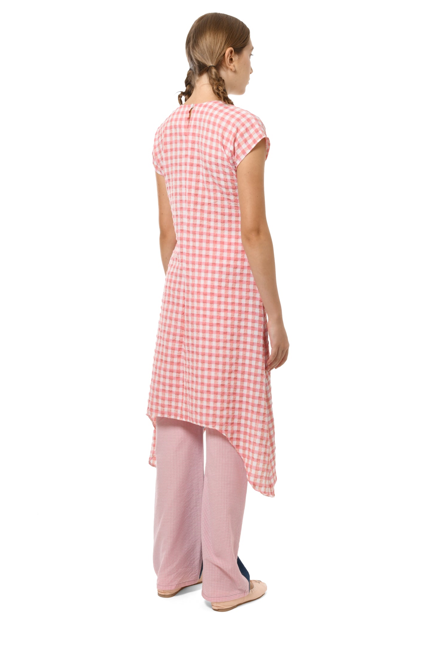 Gingham dress with a snail collar