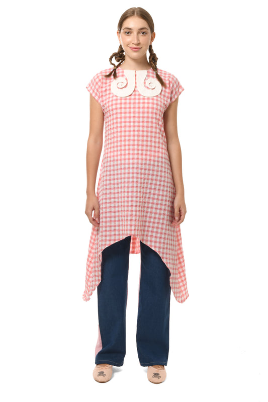 Gingham dress with a snail collar