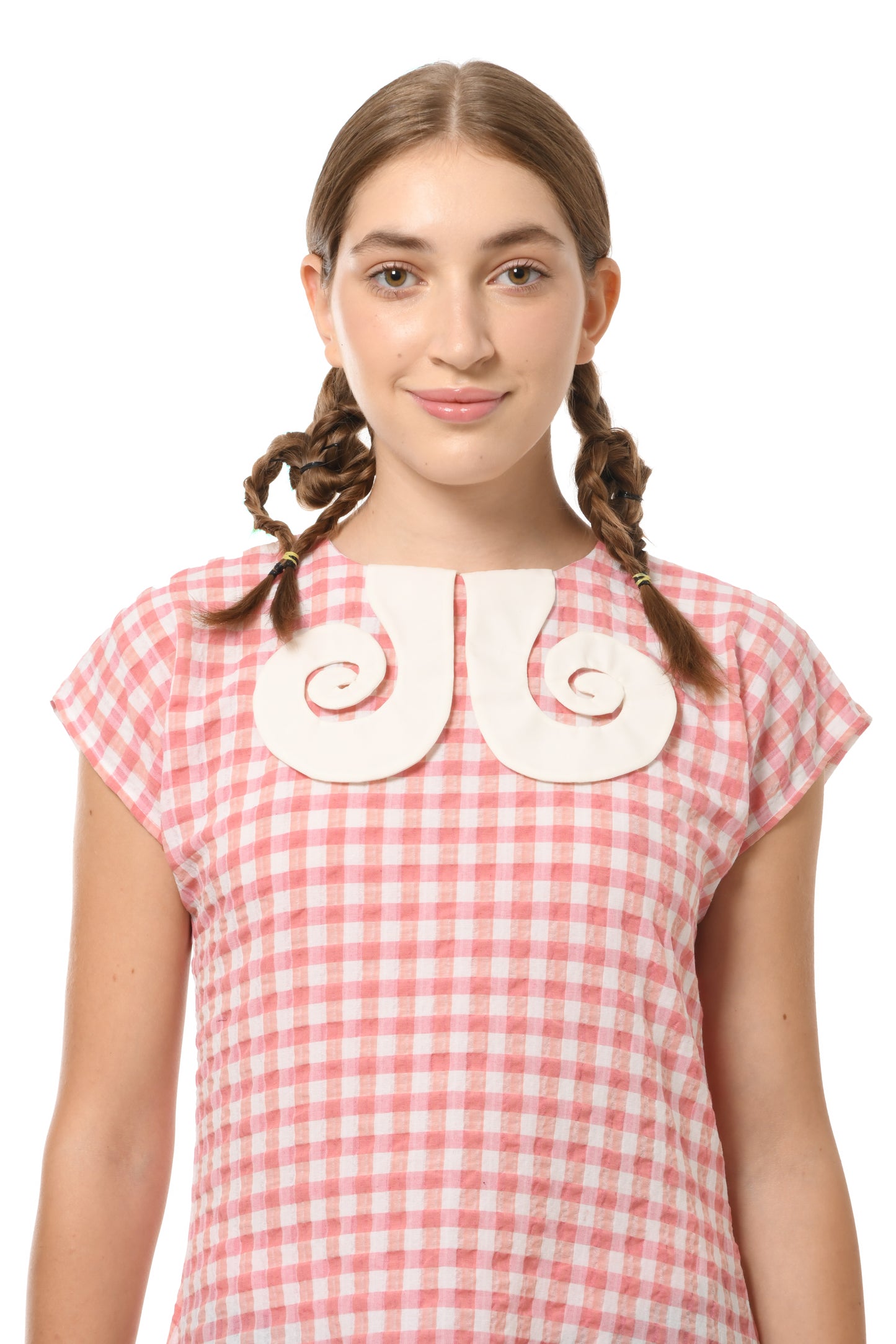 Gingham dress with a snail collar